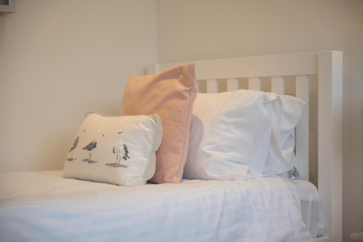 The Bolthole - Housity