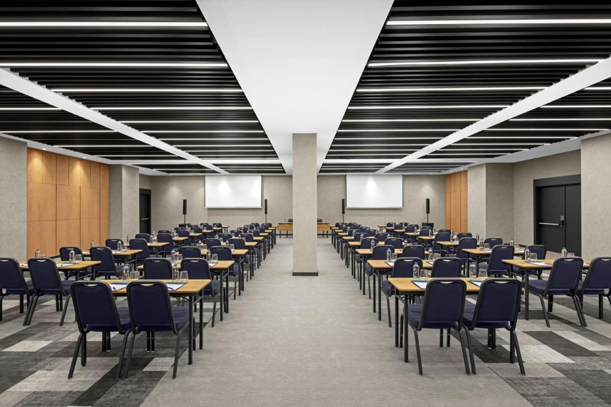 Four Points by Sheraton Istanbul Pendik - Housity