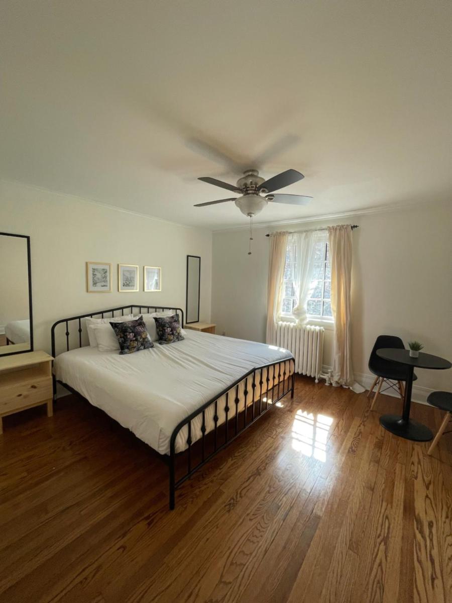 Ambassador B&B - Housity