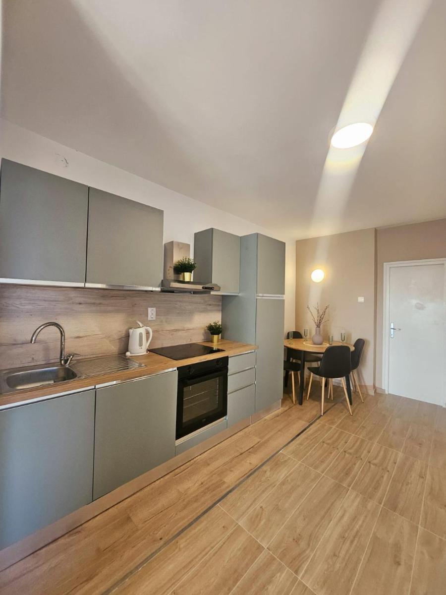 Apartment Lovre Zadar - Housity