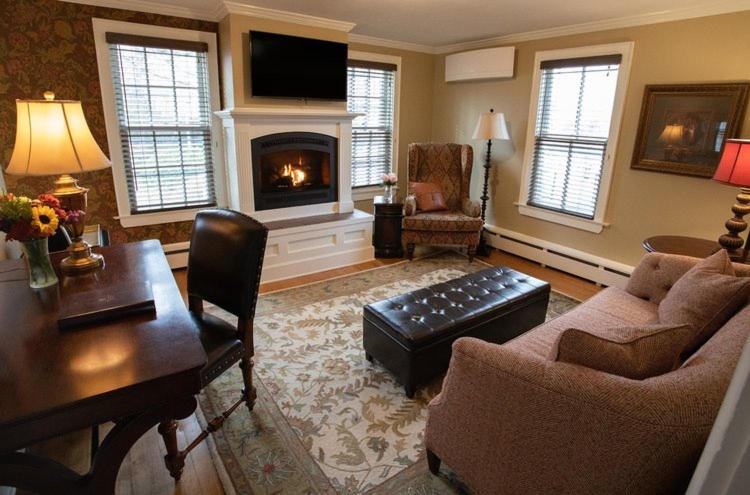 The Dorset Inn - Housity