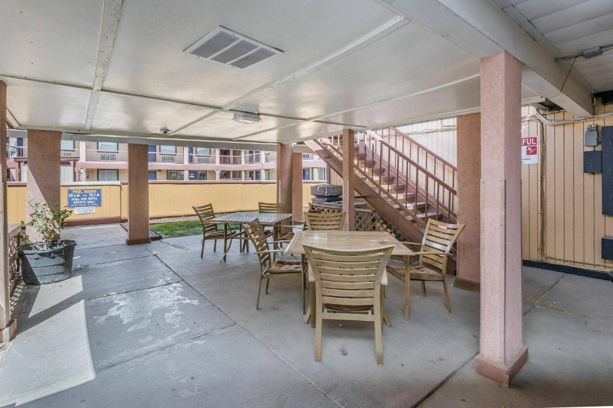 Amarillo Springs Extended Stay - Housity