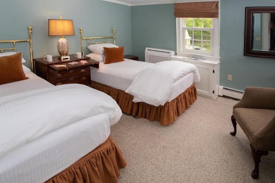 The Dorset Inn - Housity
