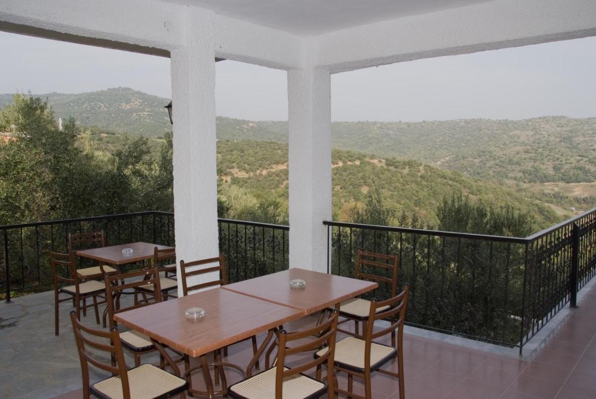 Guesthouse Arsenis - Housity