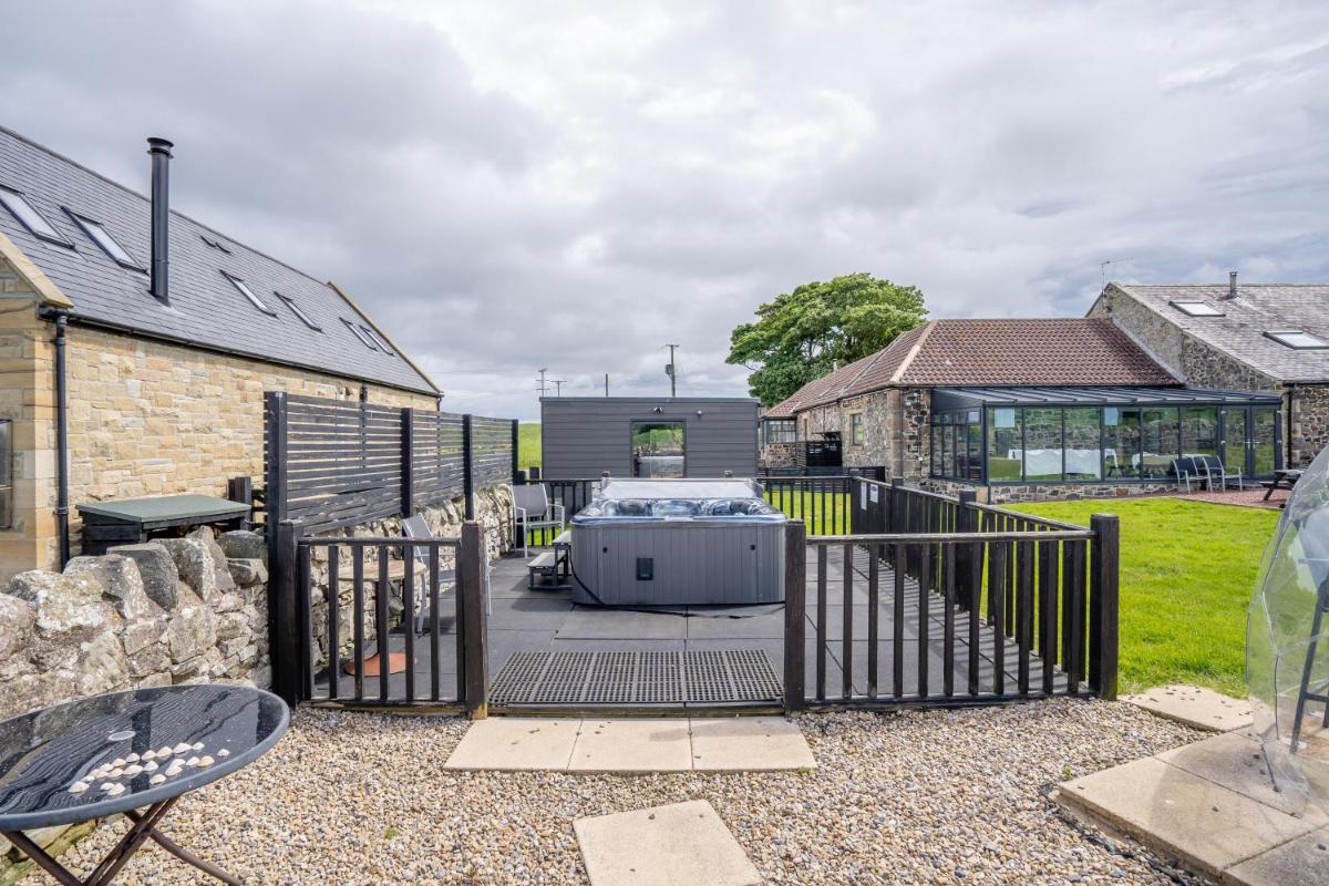 Barn Cottage - North East Escapes - Housity