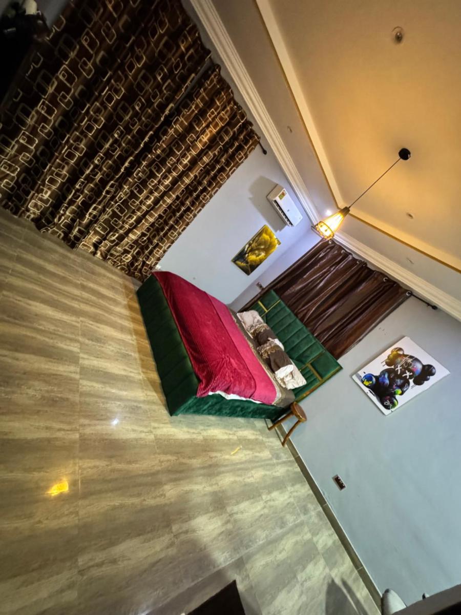 Genk Farmhouse - Housity