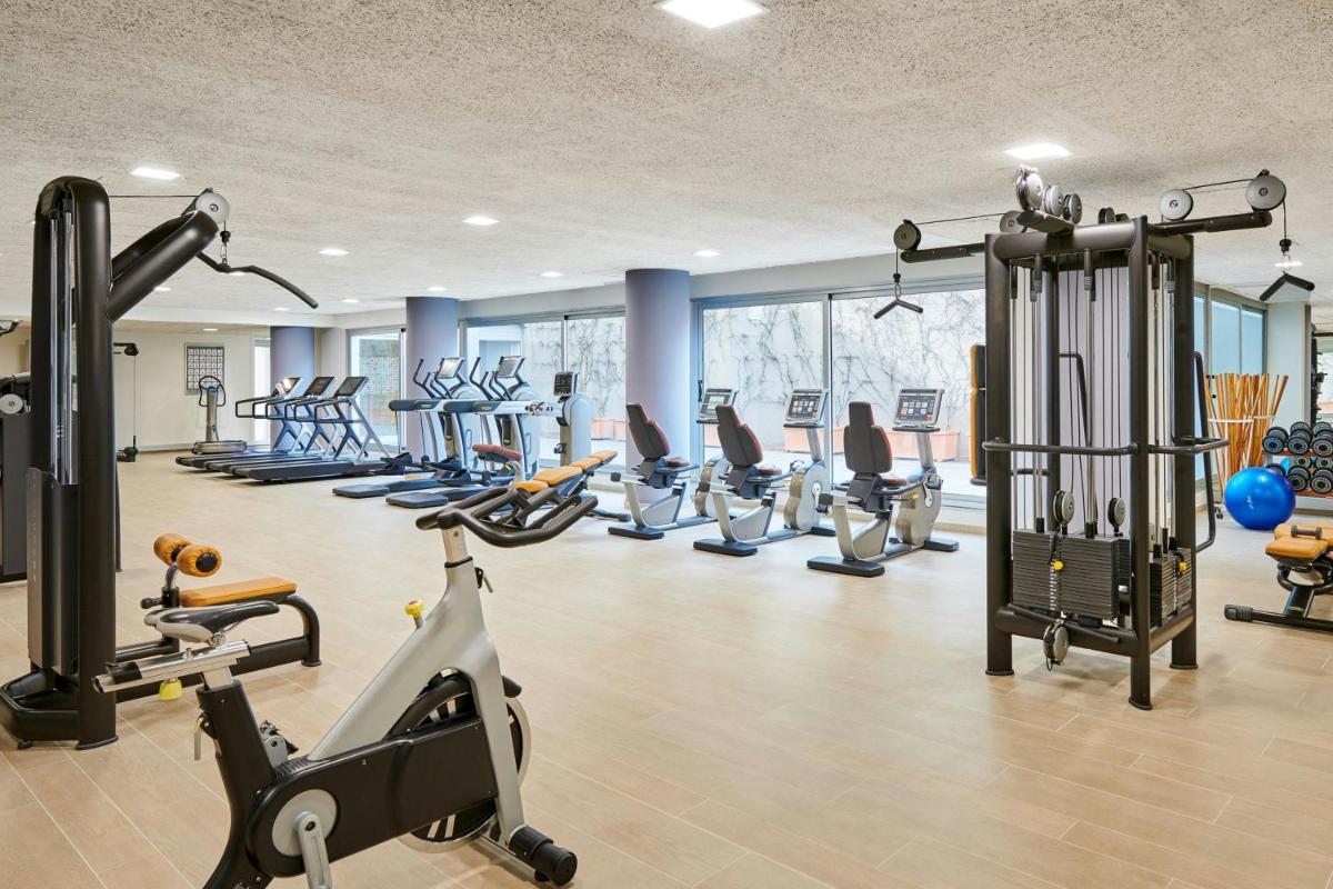Gimnasio o instalaciones de fitness de Le Meridien Ra Beach Hotel and Spa