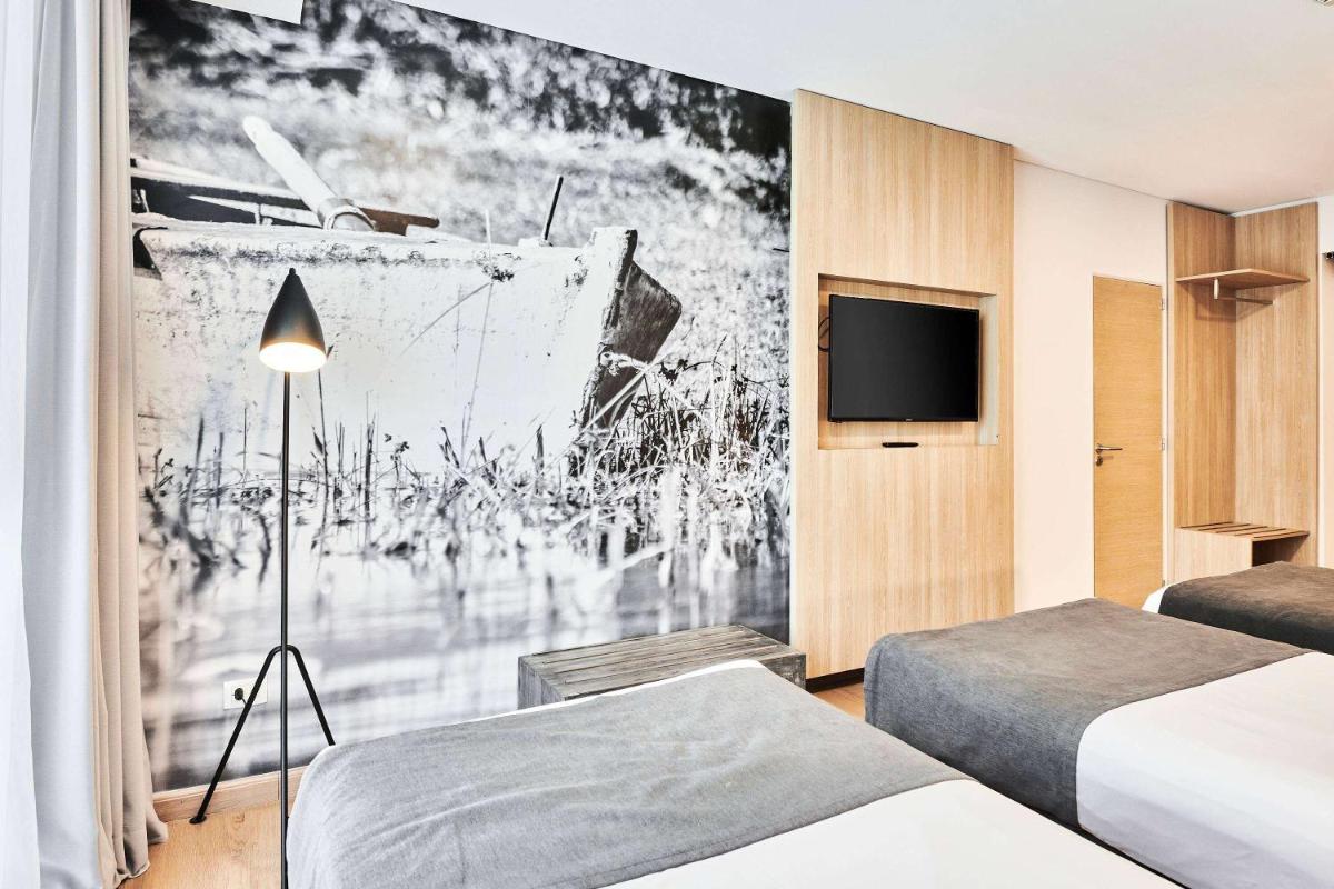 Dazzler by Wyndham Rosario - Housity