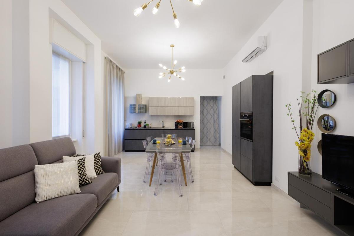Genoa Lux Apartments with parking - Housity