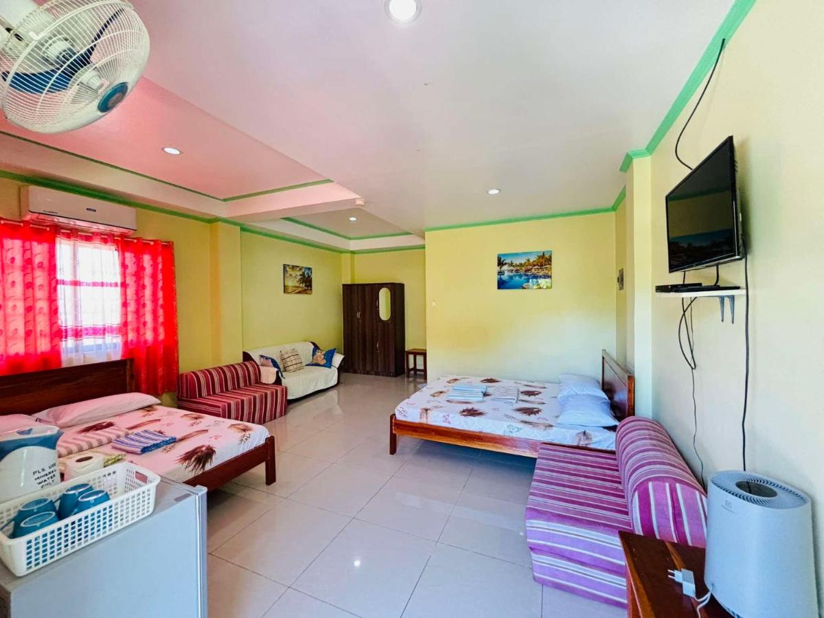 La Fela Pension House - Housity