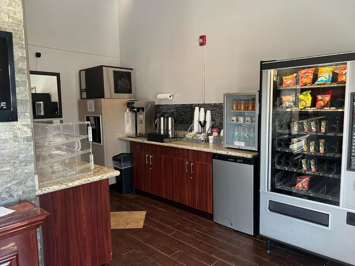 Rockview Hotel Castle Rock Downtown - Housity