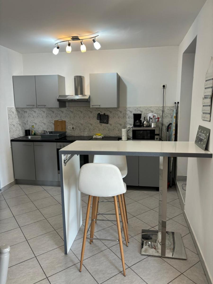 House Demaro - Housity