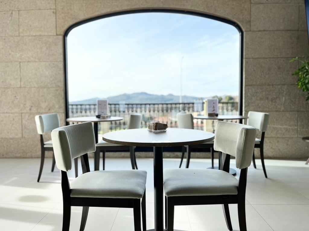 HOTEL CANDOR - Housity