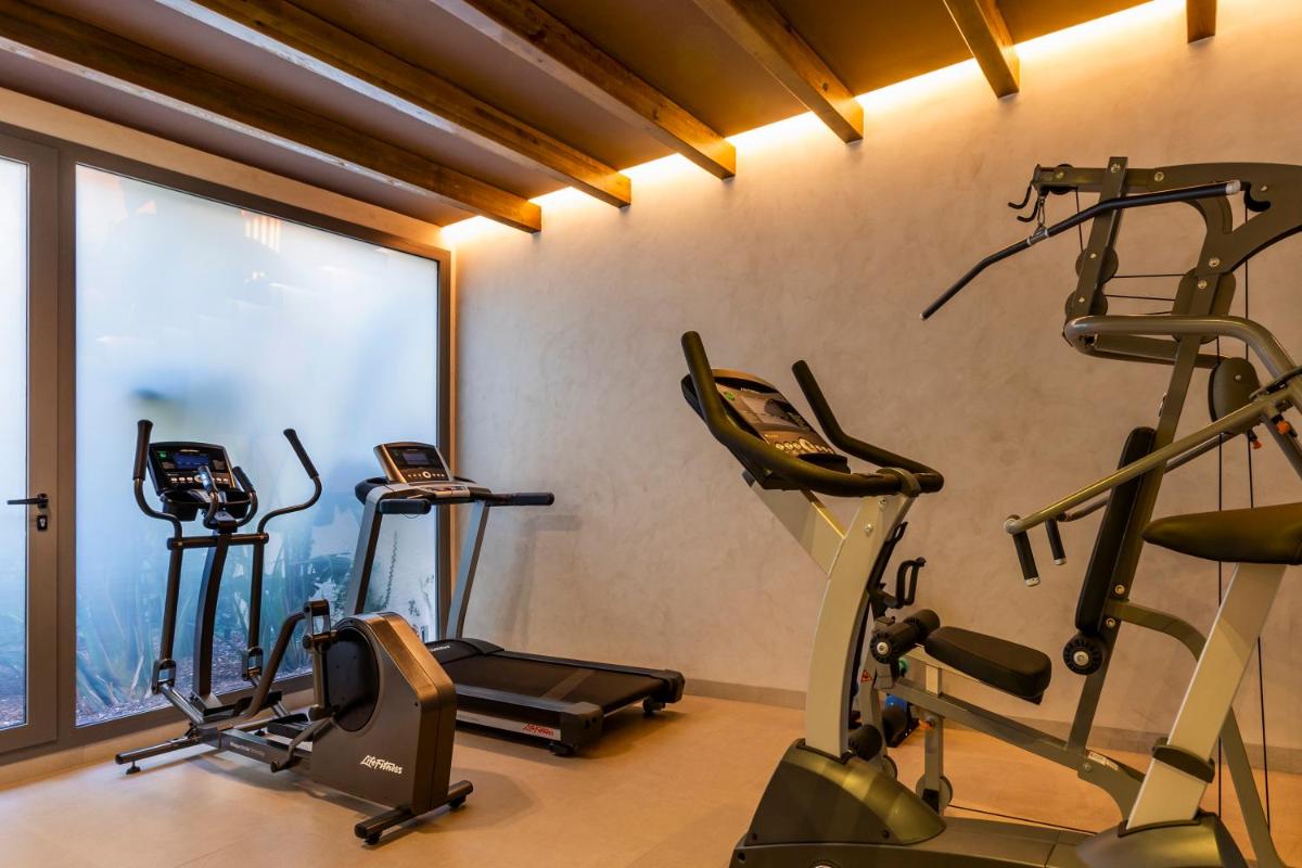 Gimnasio o instalaciones de fitness de Albades Hotel & Spa - Adults Only - 4 Star Superior