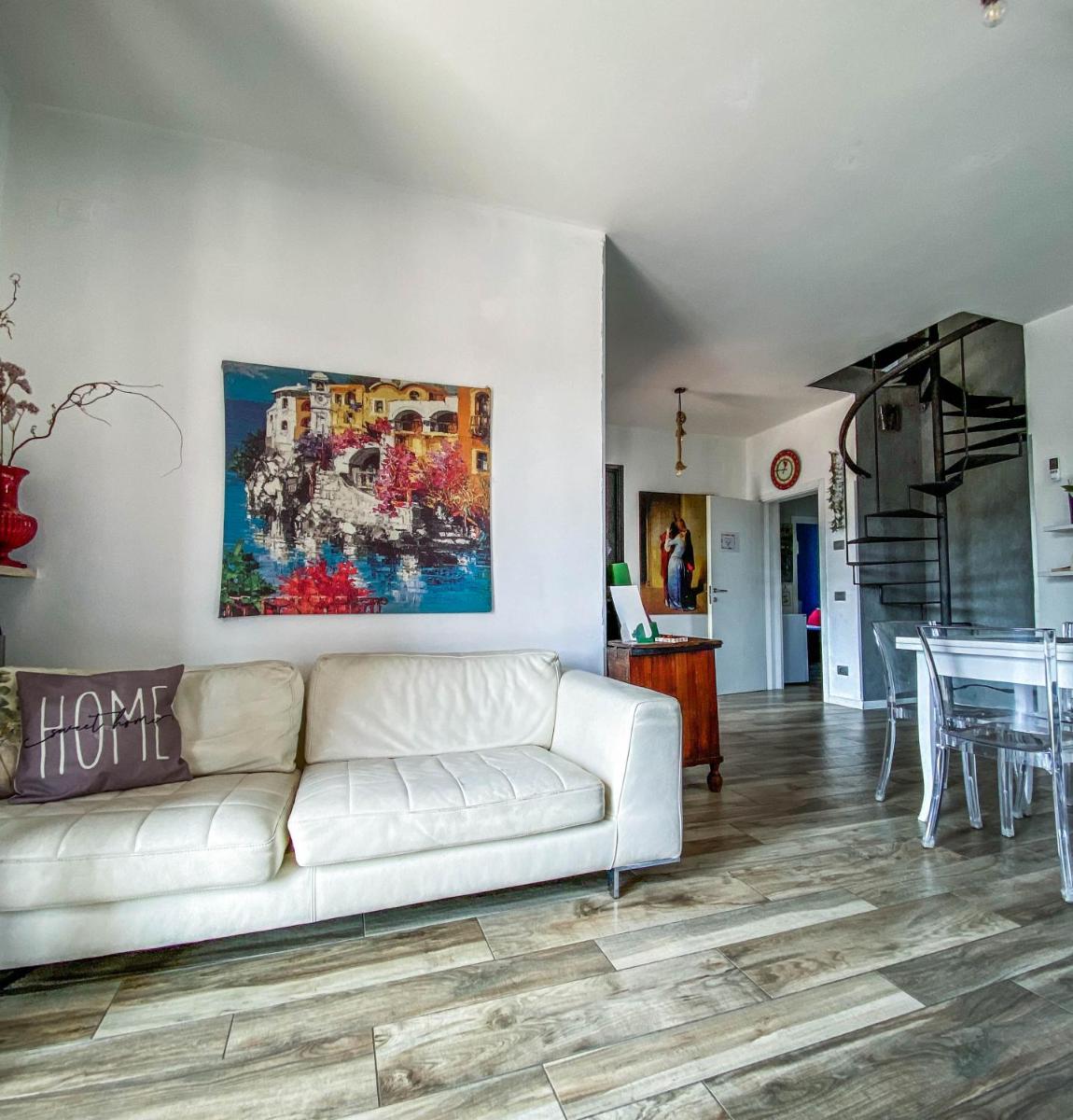 Nest Guesthouse - Housity