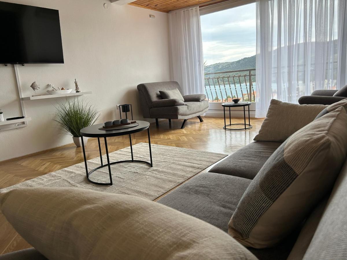 Apartment Golubica 2 - Housity