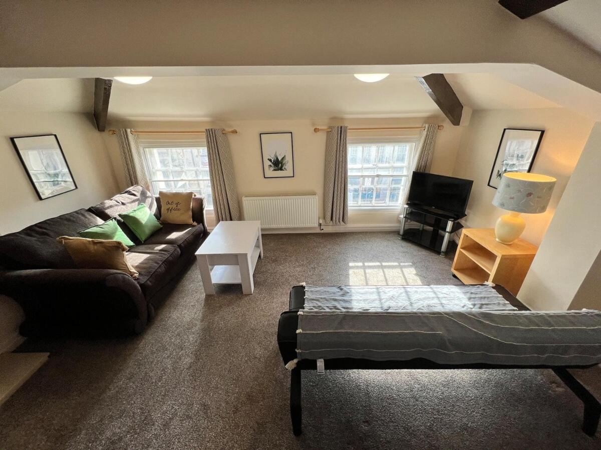 The Hideaway Holywell 2 - Housity
