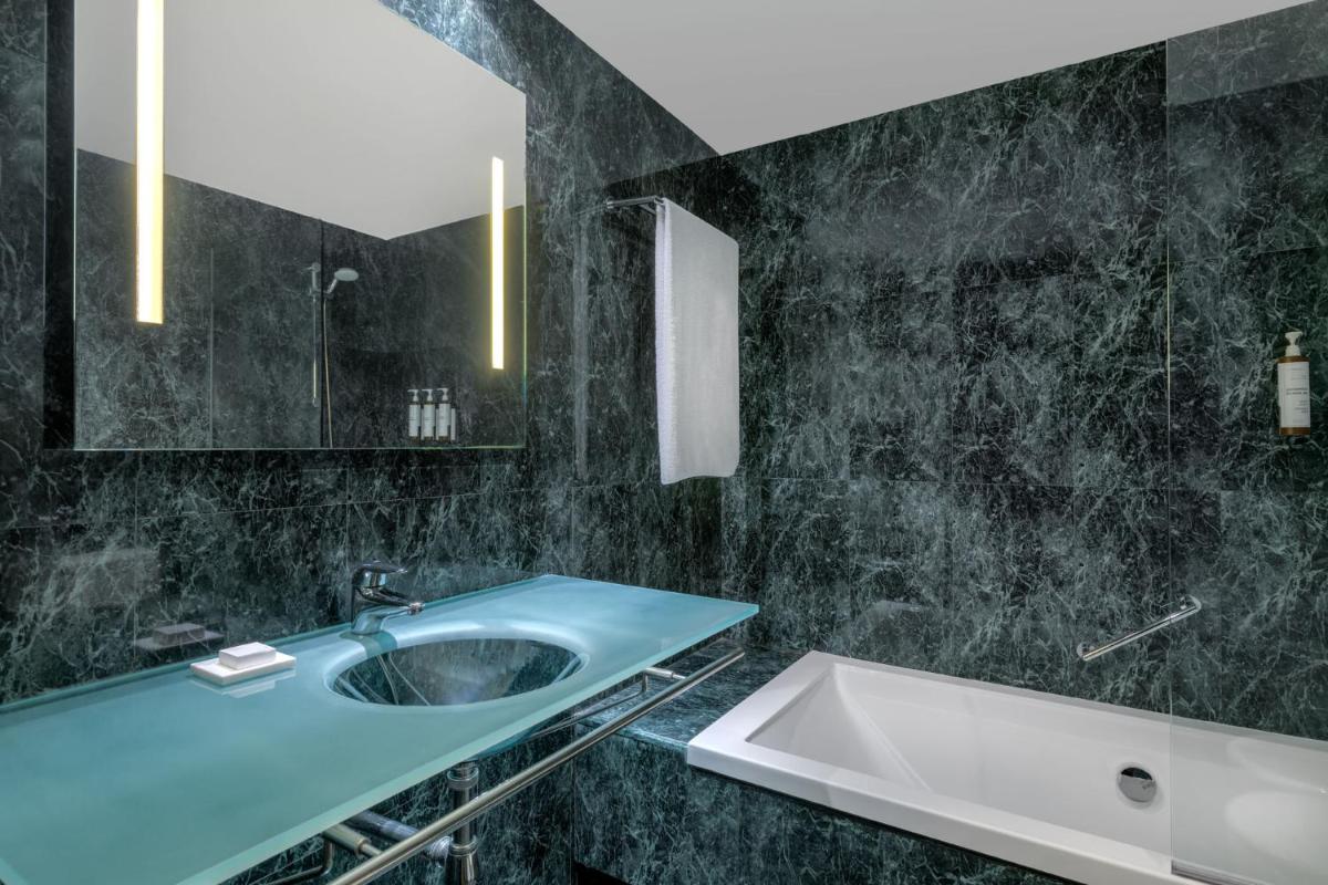 AC Hotel Córdoba by Marriott - Hizvo