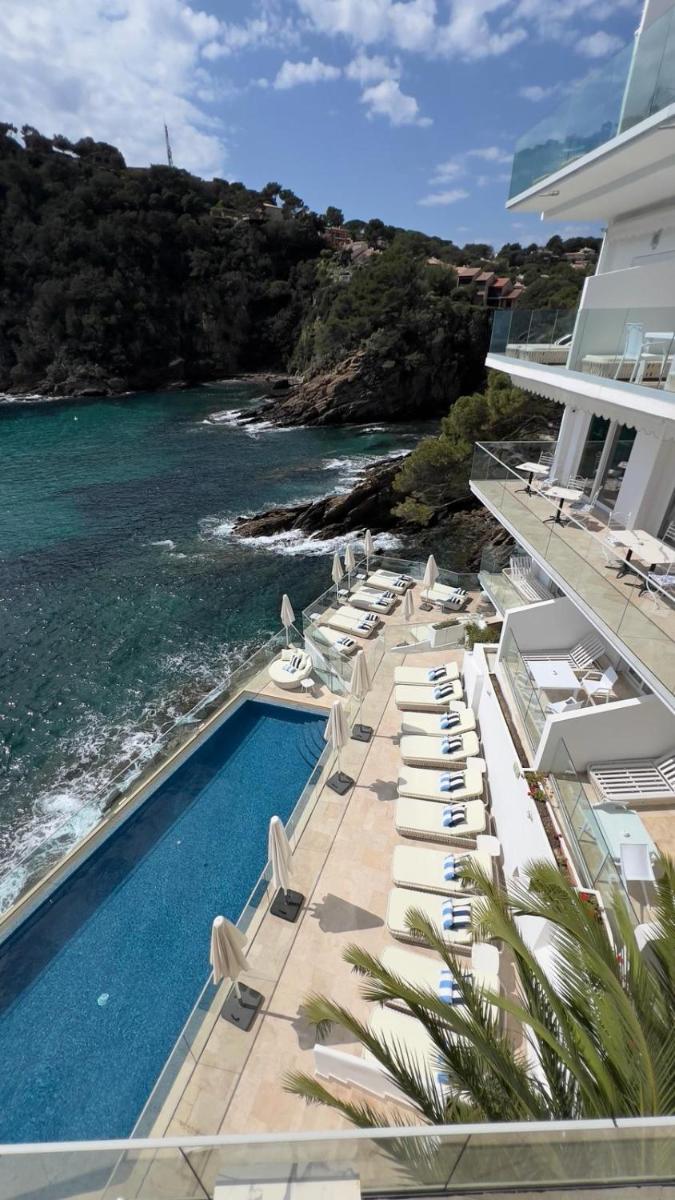 Hotel La Calanque - Housity
