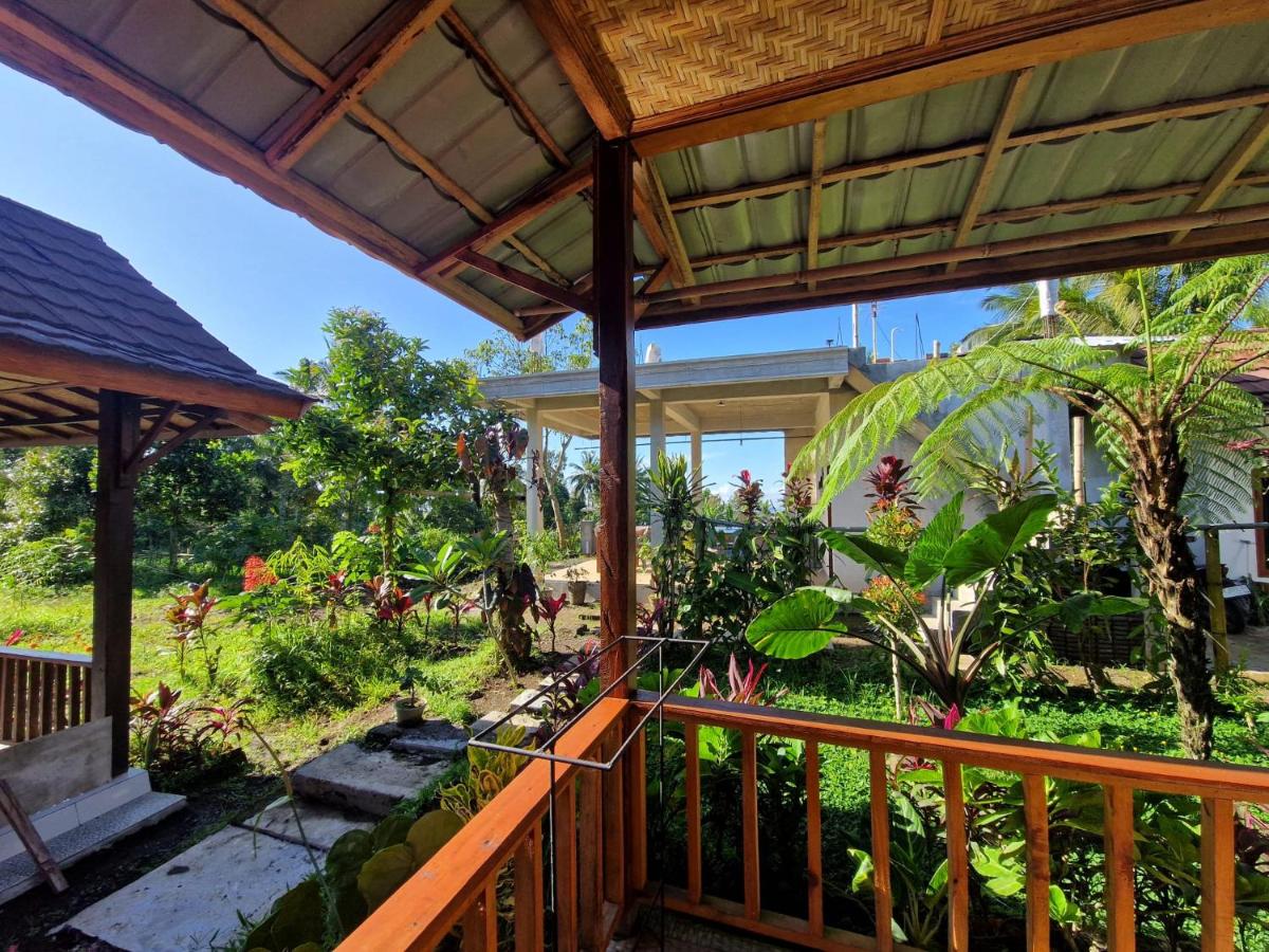 Ariel Bungalow Tetebatu - Housity