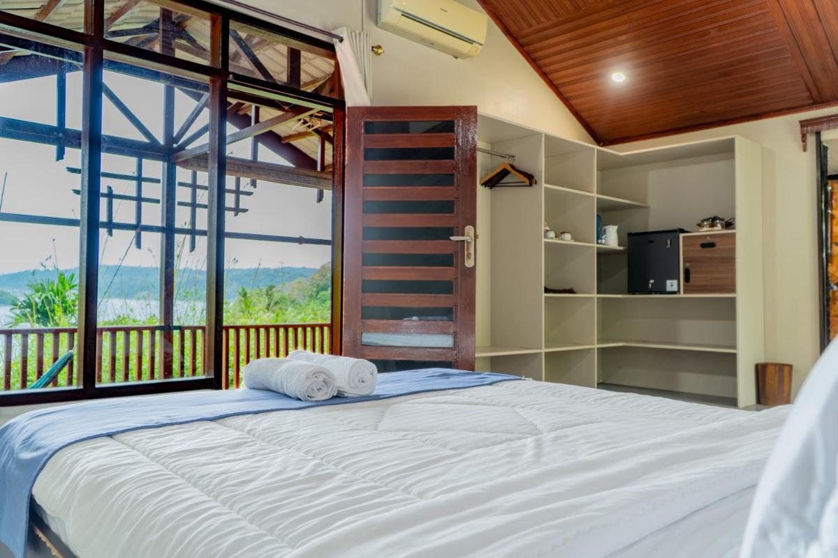 The Hawk's Nest Resort - Housity