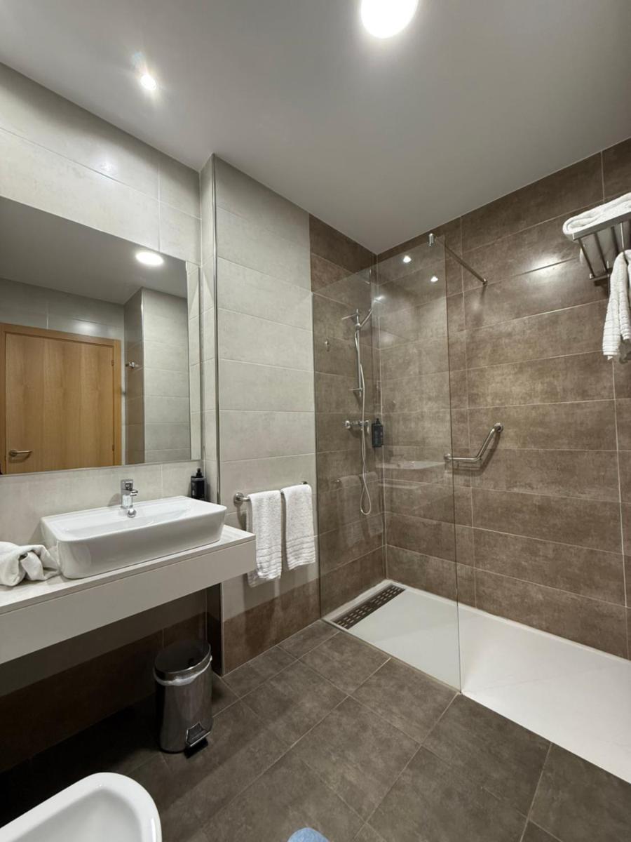 Un baño de Hotel Balneario de Graena