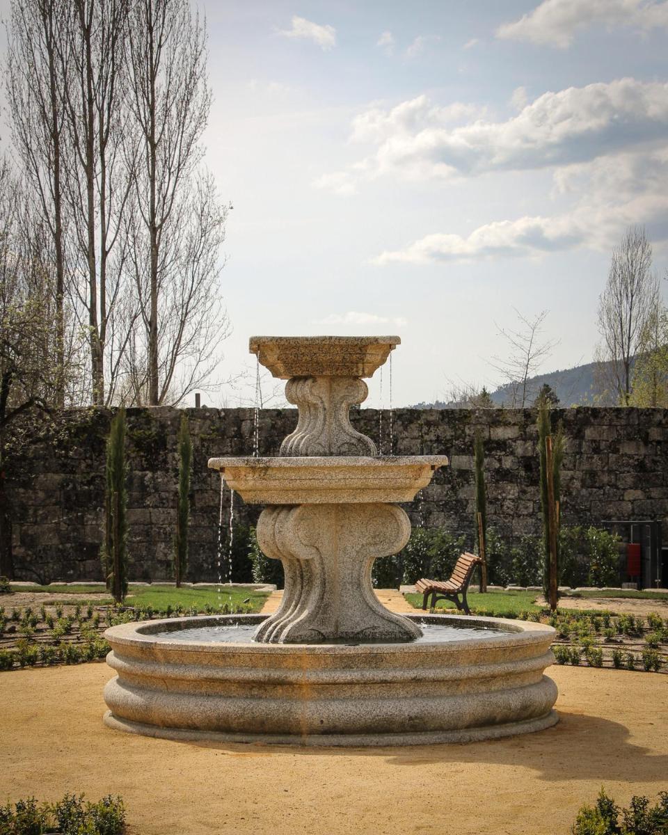 Um jardim no exterior de MS Collection Arouca - Mosteiro de Arouca