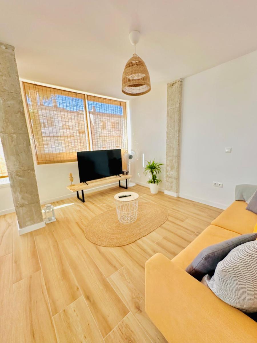 Apartamento moderno y espacioso con vistas al mar - Hizvo