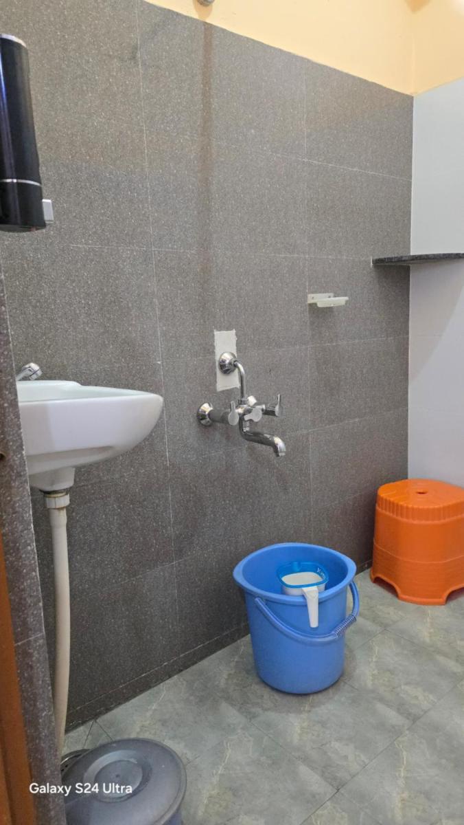 Abhi Homestay Hampi - Housity