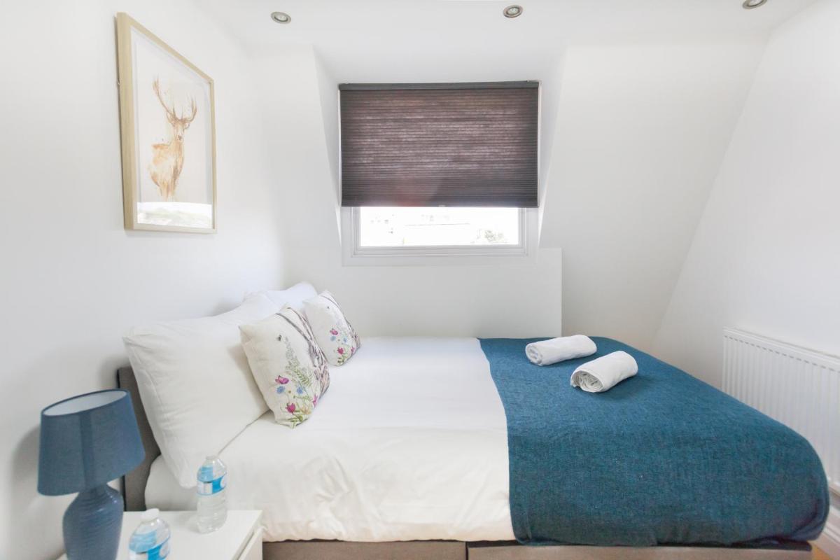 Comfortable Budget Two Bedroom Apartment In City Centre - Kings Cross - Euston Station - 6 People - Hizvo
