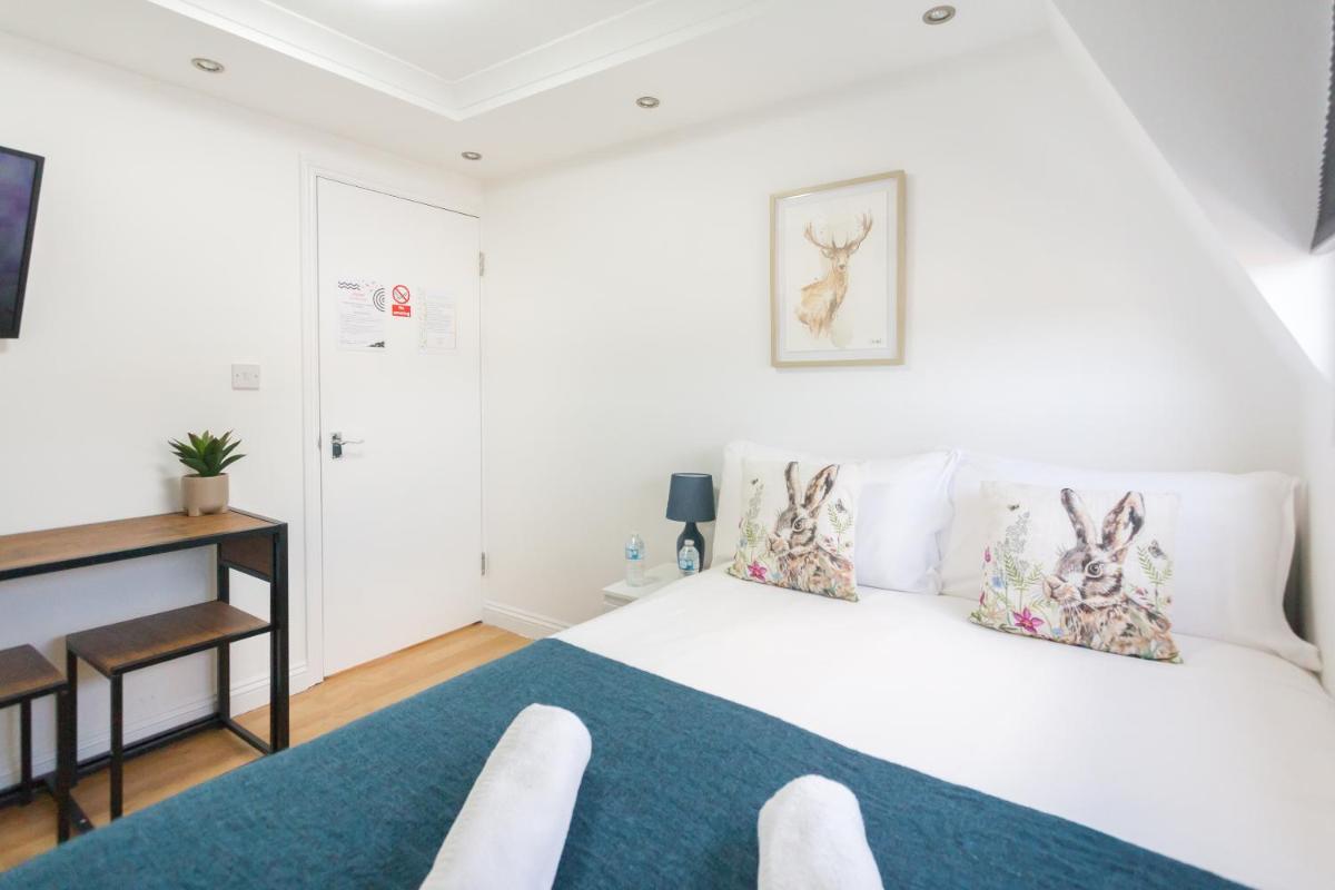 Comfortable Budget Two Bedroom Apartment In City Centre - Kings Cross - Euston Station - 6 People - Hizvo