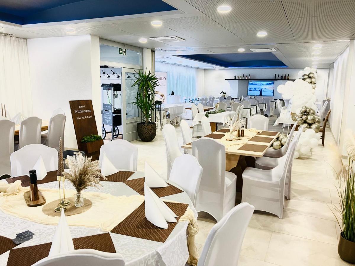 La Frontiera Hotel & Eventlocation - idyllisch, nah' der Schweiz - zum Rheinfall bei Schaffhausen - Housity