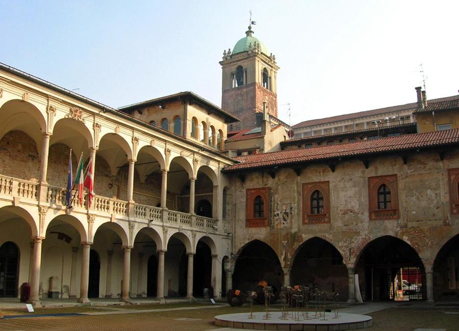 Cavallo Bianco - Housity