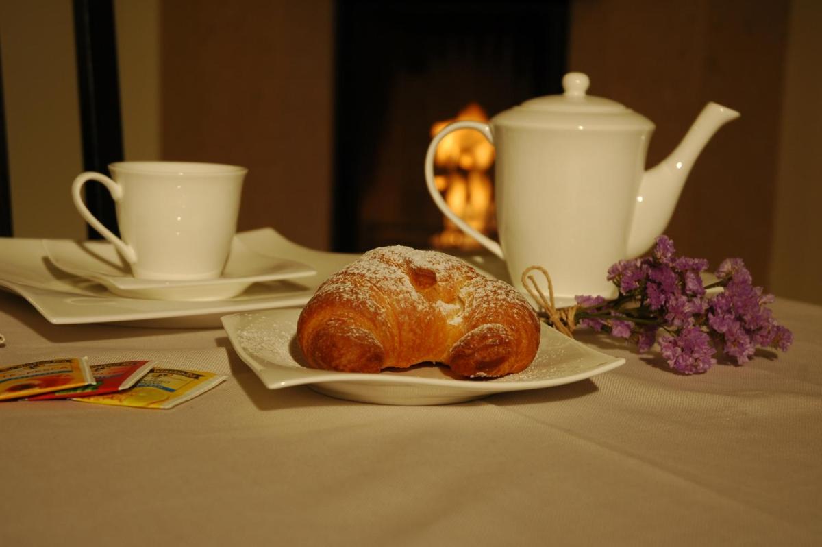 B&B Nelly - Housity