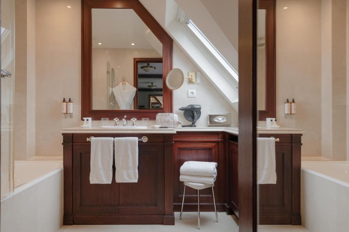 Photo de la galerie de l'établissement Hôtel Napoleon Paris, à Paris