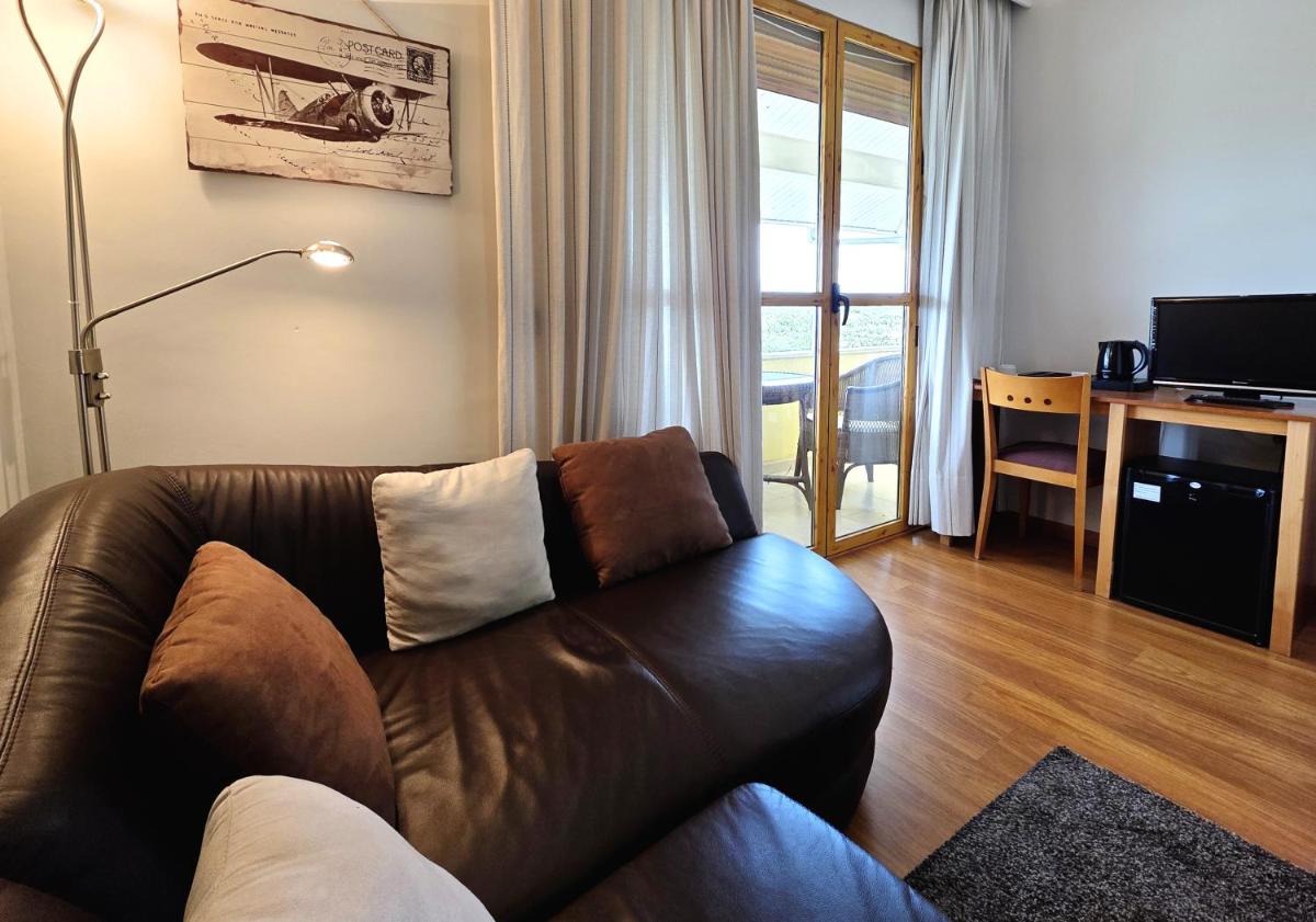 Hotel Los Barruecos by Croma - Housity