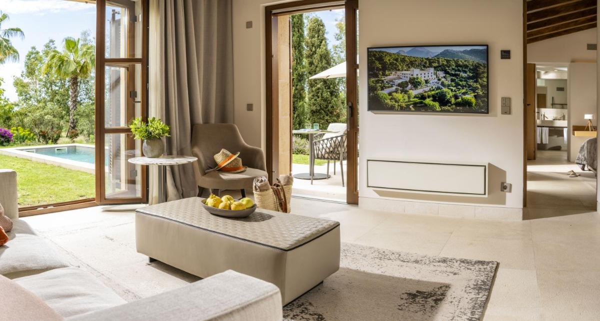 Zona de estar de Castell Son Claret - The Leading Hotels of the World