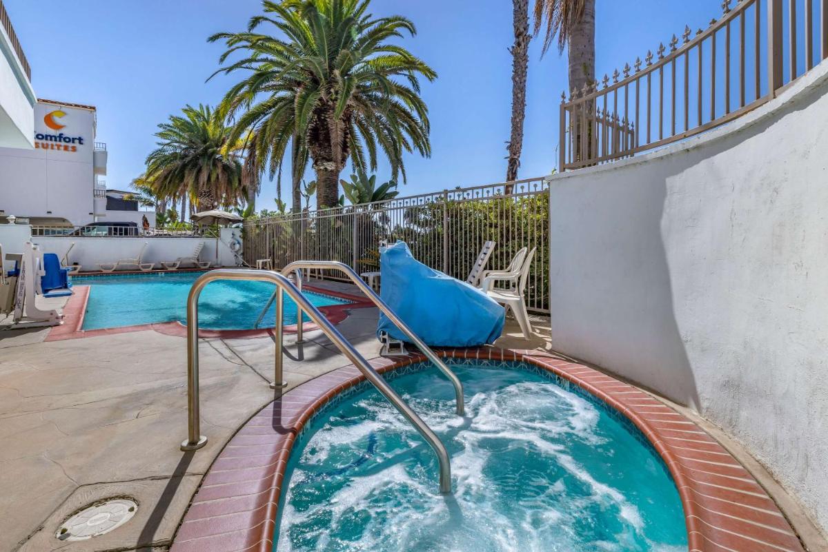 Comfort Suites San Clemente Beach - Housity