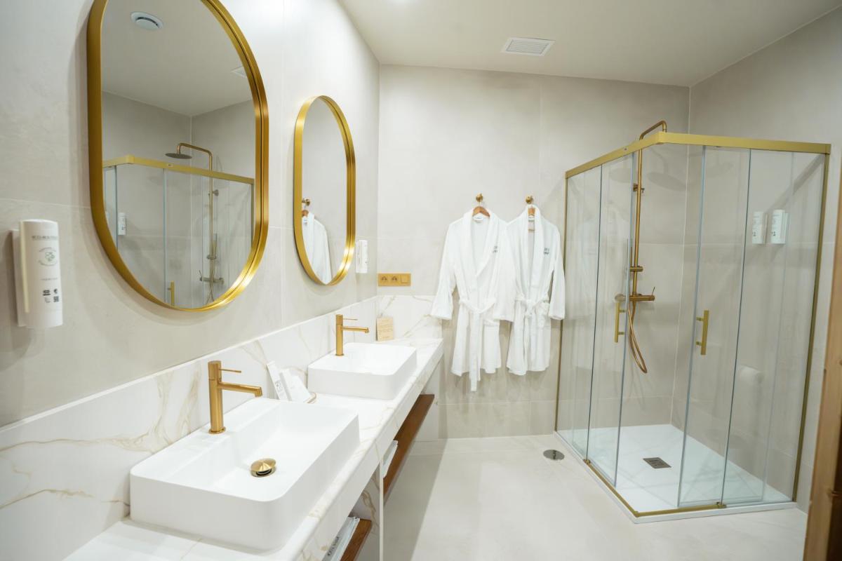 Hospedium Hotel A Mar - Housity
