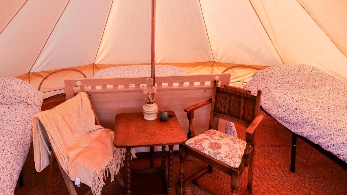 Witham Grange Glamping - Housity