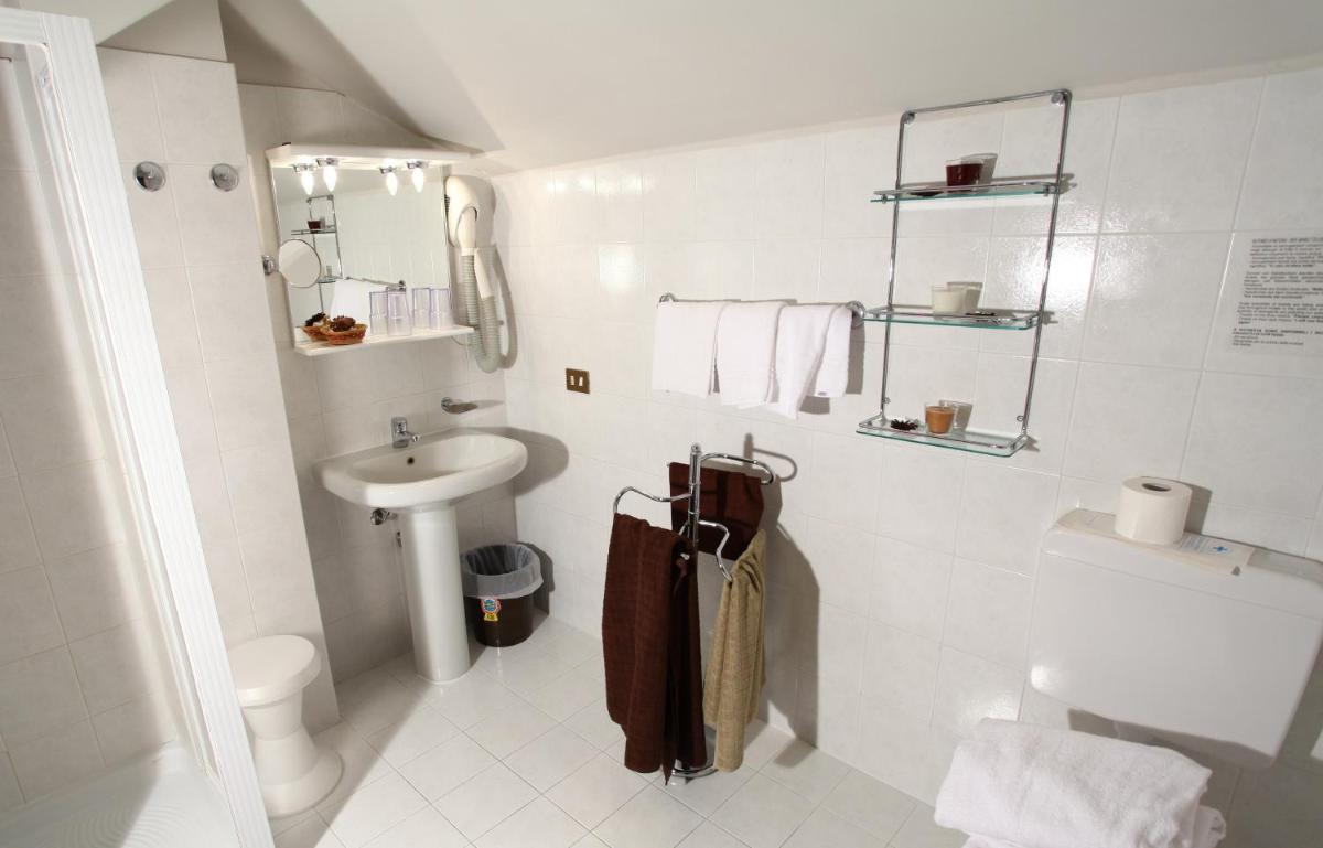 Hotel Elite - Housity