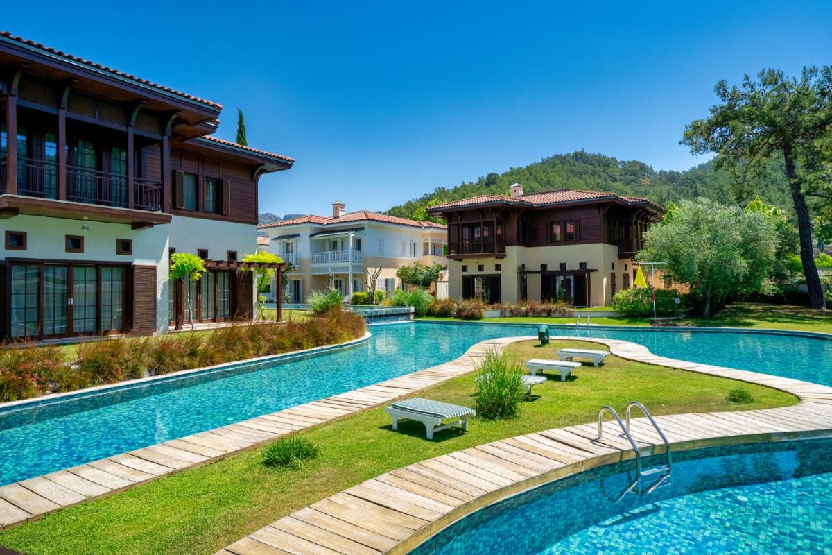 Portville 16 Central Luxurious Villa in Portville Gocek - Housity