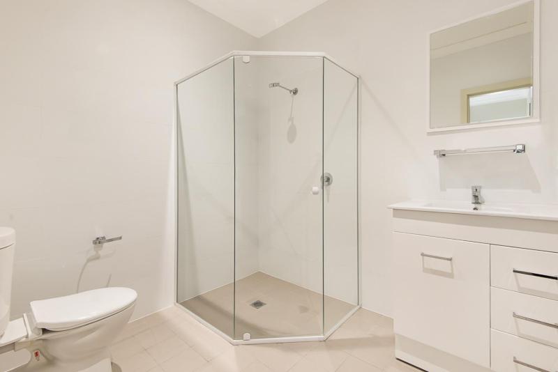 Blue Gum Hotel - Housity