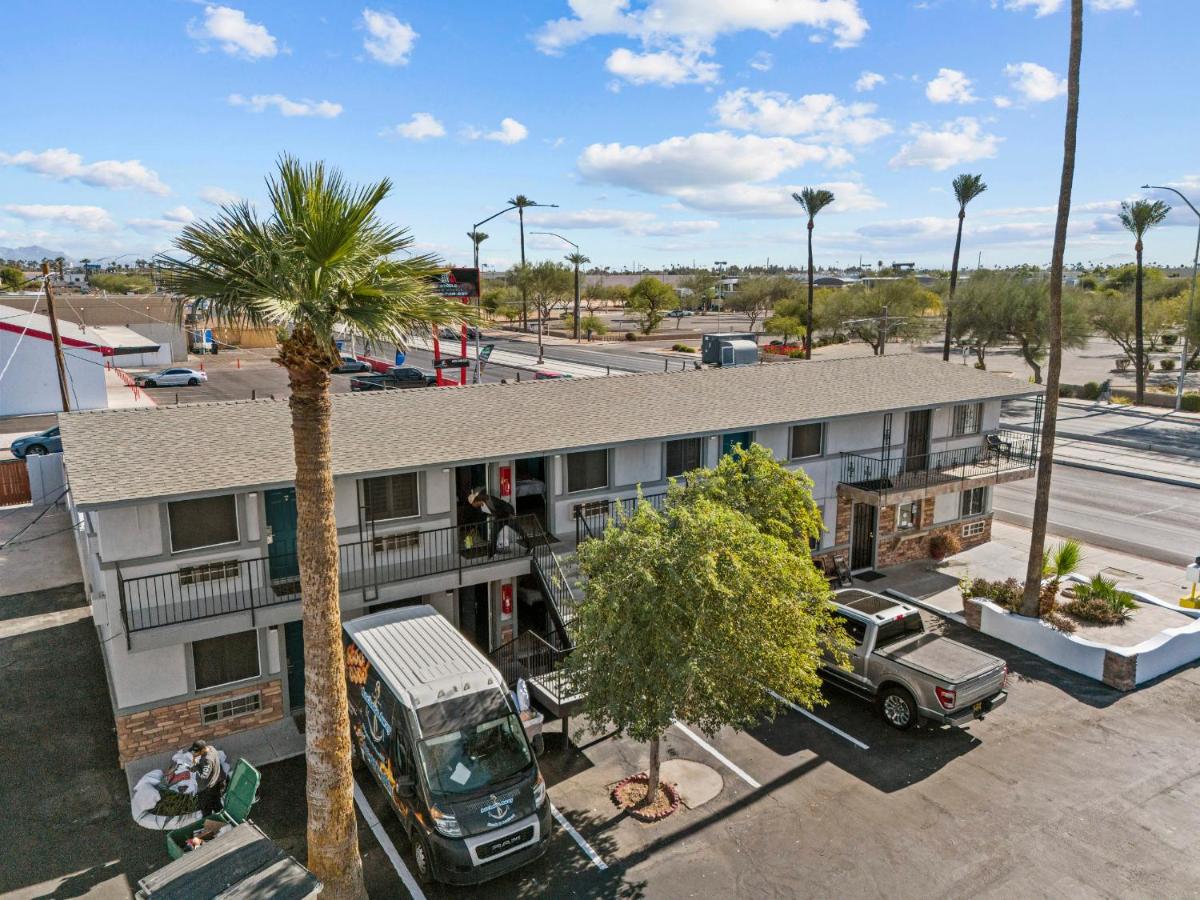 American Executive Inn Mesa - Housity