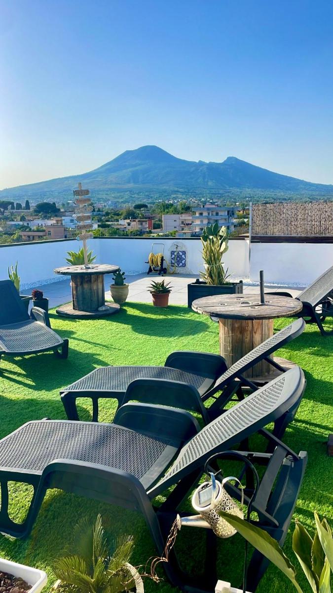 B&b Pompei Window - Housity