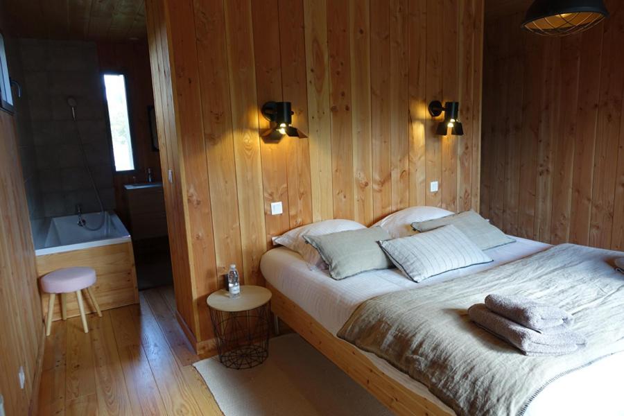 La Cabane de Chacha, chambres et table d'hôtes - Housity