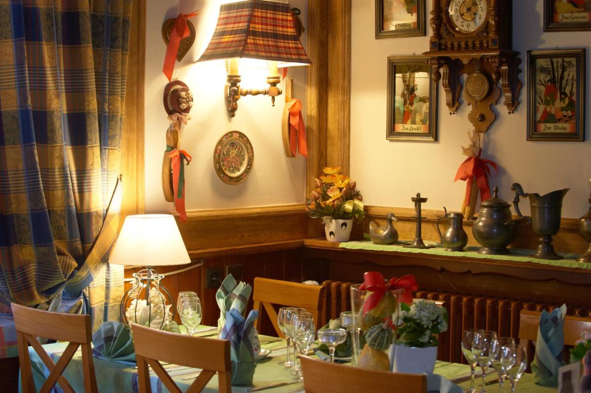 Restaurant ou autre lieu de restauration dans l'établissement Chez Jean