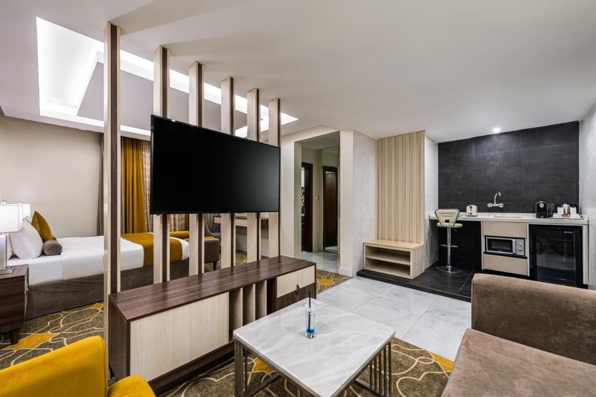 Garden Millennium Hotel - Housity