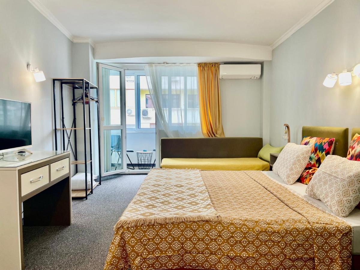White Rose Guest Rooms - Housity