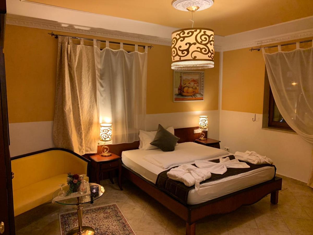 Hotel Villa Toscana - Housity